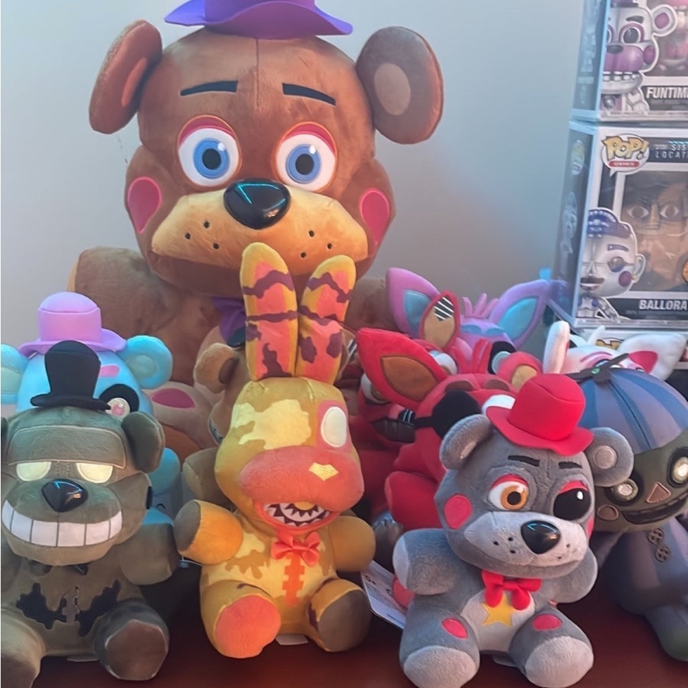 Fnaf plush lot (willing to sell as lot or individual)